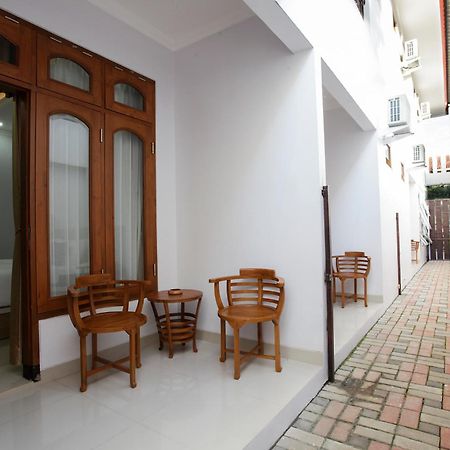Banua Raya Homestay Jogyakarta Zewnętrze zdjęcie