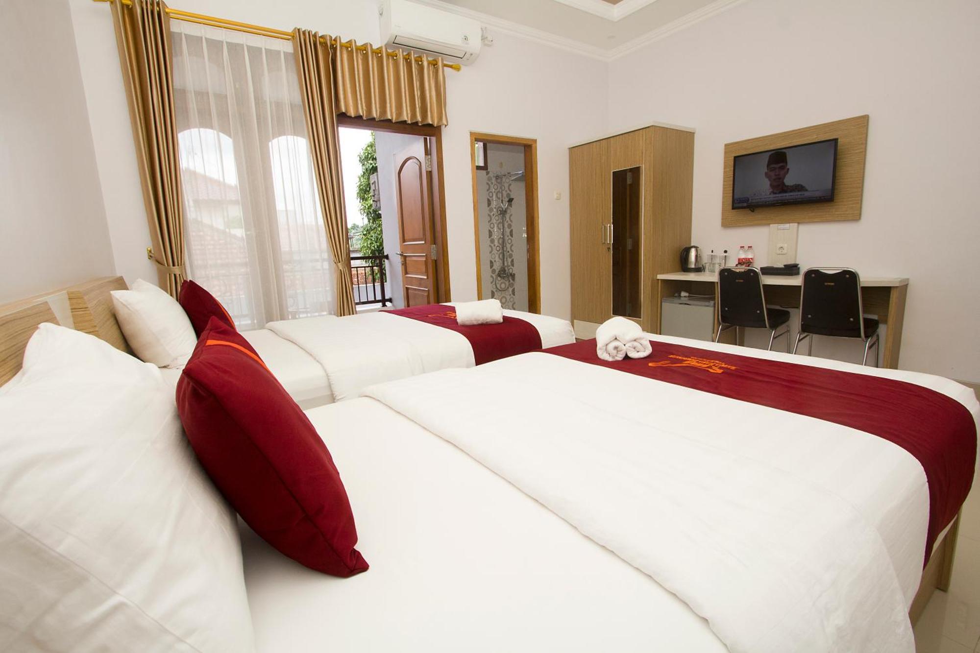Banua Raya Homestay Jogyakarta Zewnętrze zdjęcie