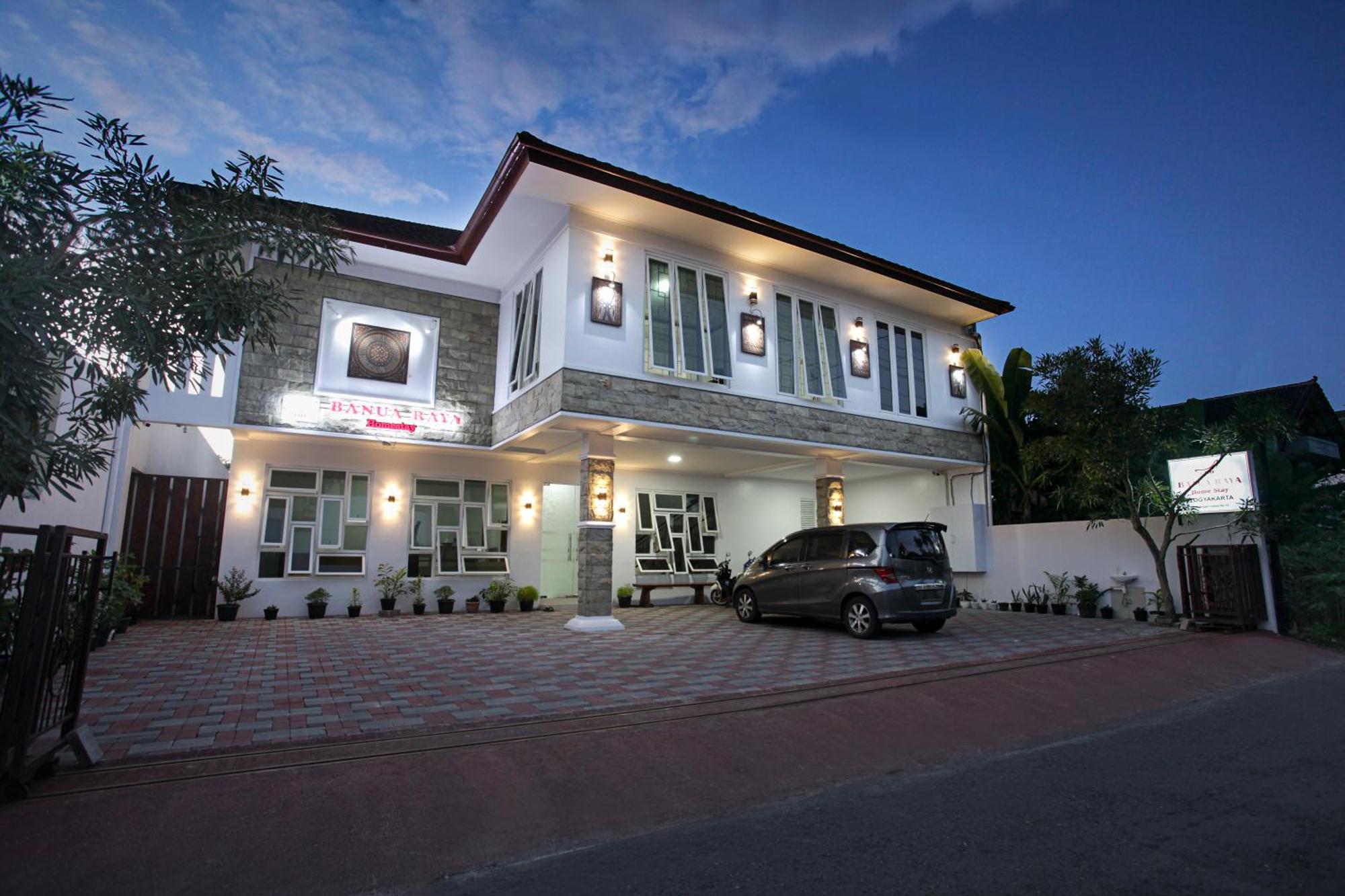 Banua Raya Homestay Jogyakarta Zewnętrze zdjęcie